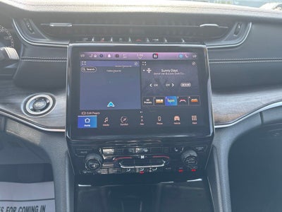 2023 Jeep Grand Cherokee L Limited 4x4