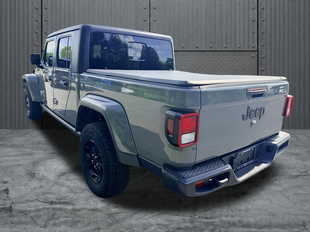 2022 Jeep Gladiator Willys Sport 4x4