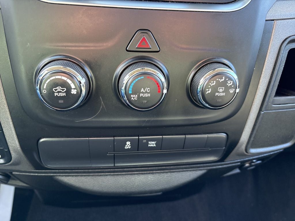 2019 RAM 1500 Classic Express Quad Cab 4x4 6'4' Box