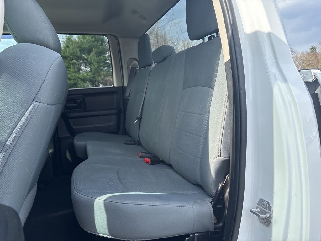 2019 RAM 1500 Classic Express Quad Cab 4x4 6'4' Box