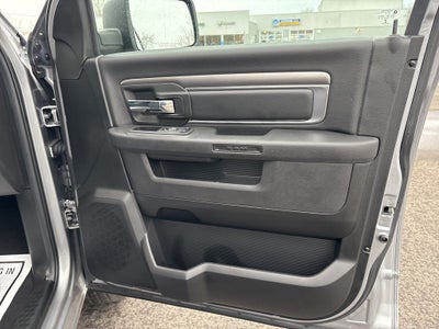 2022 RAM 1500 Classic Warlock Quad Cab 4x4 6'4' Box