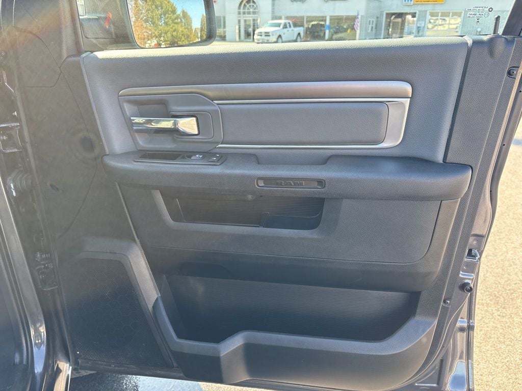 2024 RAM 1500 Classic SLT Quad Cab 4x4 6'4' Box