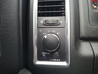 2024 RAM 1500 Classic Warlock Crew Cab 4x4 5'7' Box