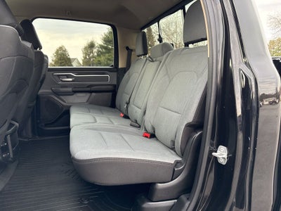 2020 RAM 1500 Big Horn Crew Cab 4x4 5'7' Box