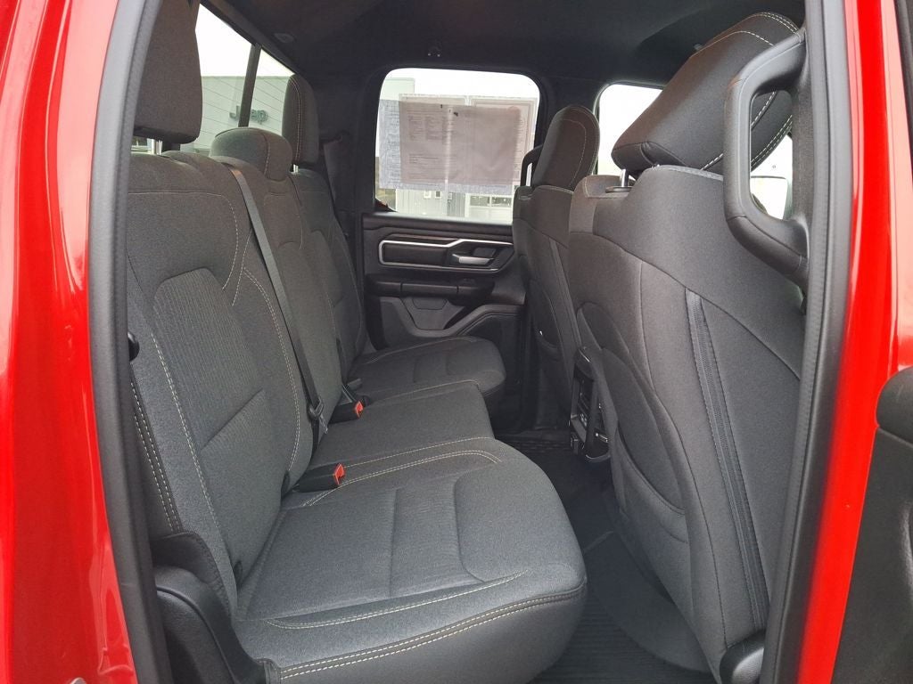 2022 RAM 1500 Big Horn Quad Cab 4x4 6'4' Box