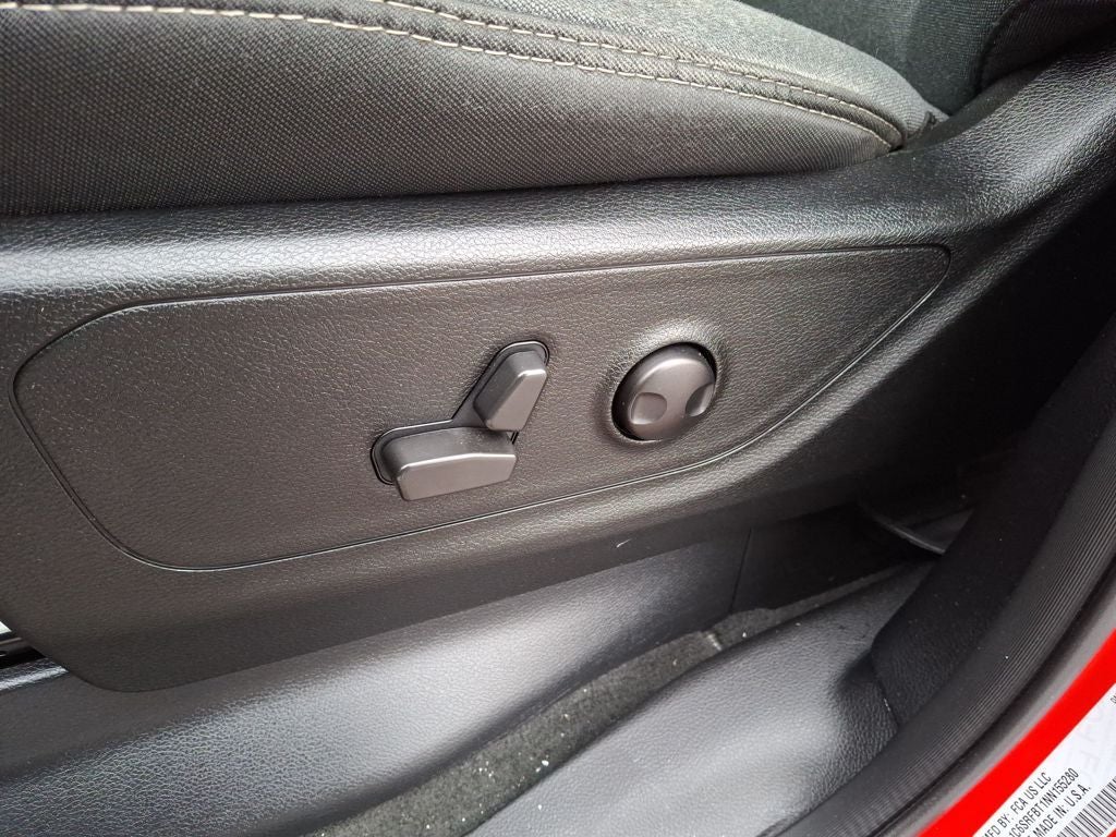 2022 RAM 1500 Big Horn Quad Cab 4x4 6'4' Box