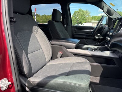 2020 RAM 1500 Big Horn Crew Cab 4x4 5'7' Box