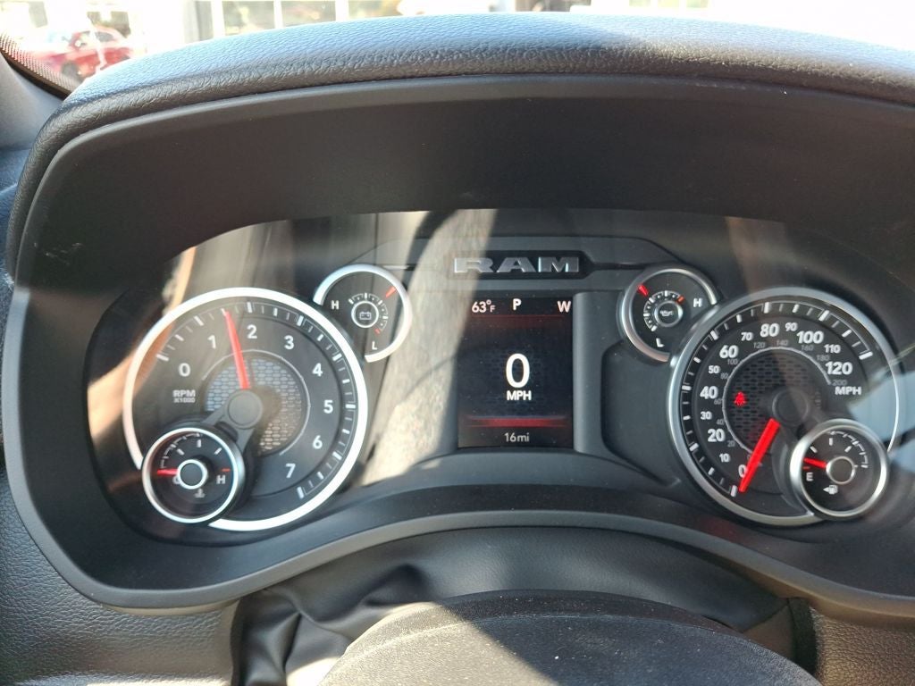 2026 RAM Ram 1500 RAM 1500 TRADESMAN CREW CAB 4X4 5'7' BOX