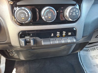 2026 RAM Ram 1500 RAM 1500 TRADESMAN CREW CAB 4X4 5'7' BOX