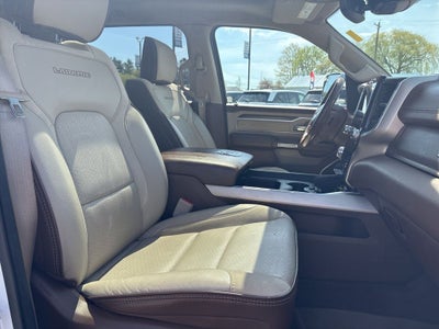 2020 RAM 1500 Laramie Crew Cab 4x4 5'7' Box