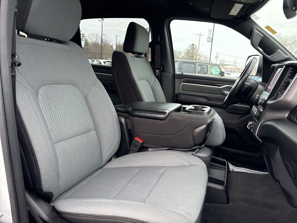 2023 RAM 1500 Big Horn Crew Cab 4x4 6'4' Box