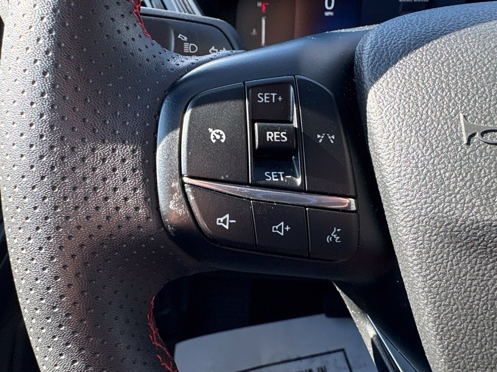2025 Ford Escape ST-Line Select