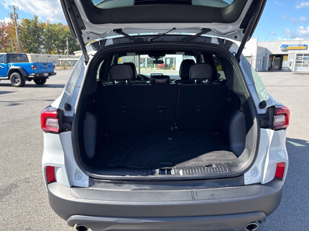2025 Ford Escape ST-Line Select