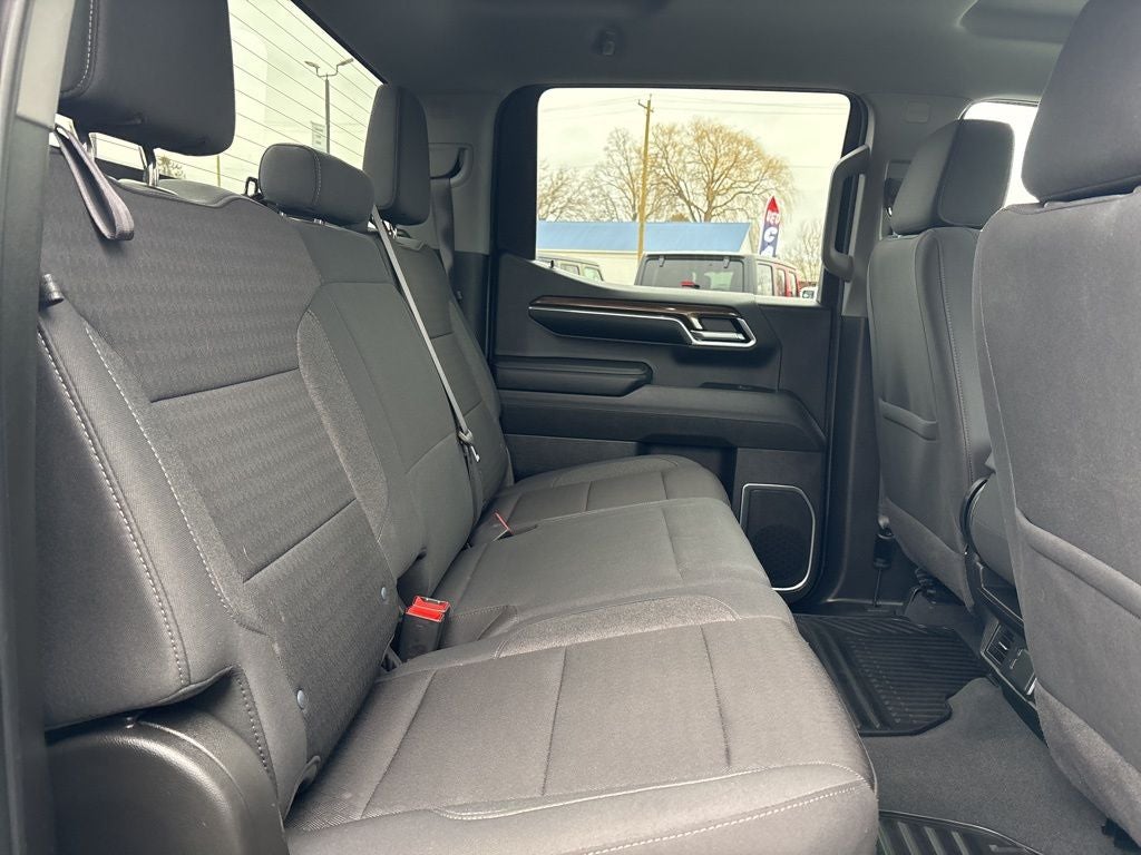 2024 Chevrolet Silverado 1500 4WD Crew Cab Short Bed LT with 2FL