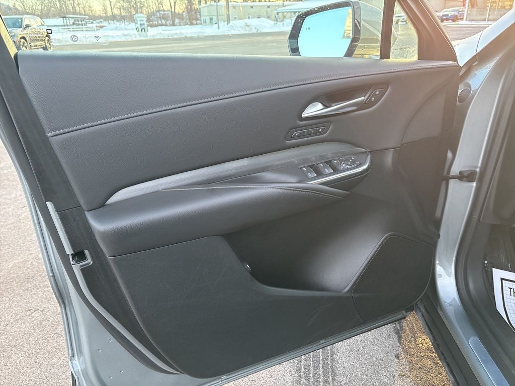 2024 Cadillac XT4 AWD Premium Luxury