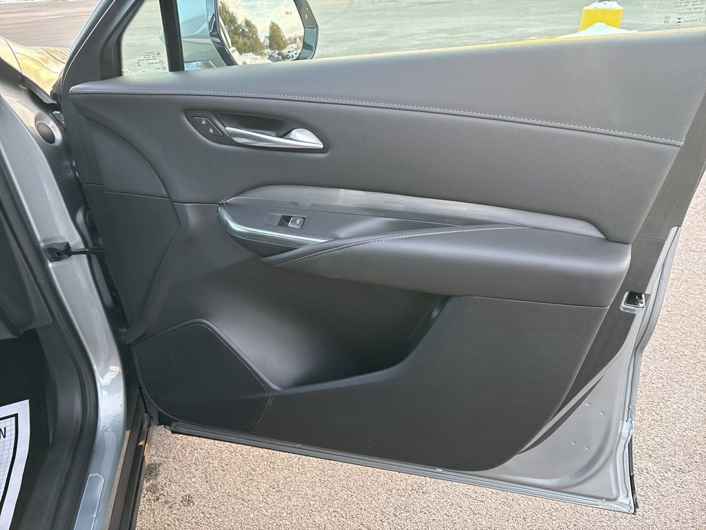 2024 Cadillac XT4 AWD Premium Luxury