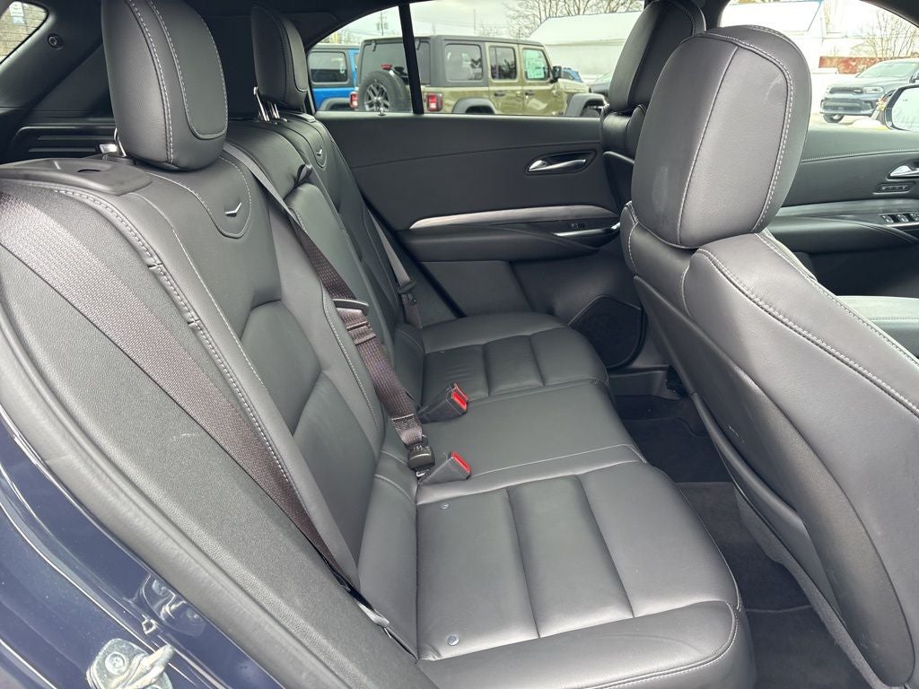 2024 Cadillac XT4 AWD Premium Luxury