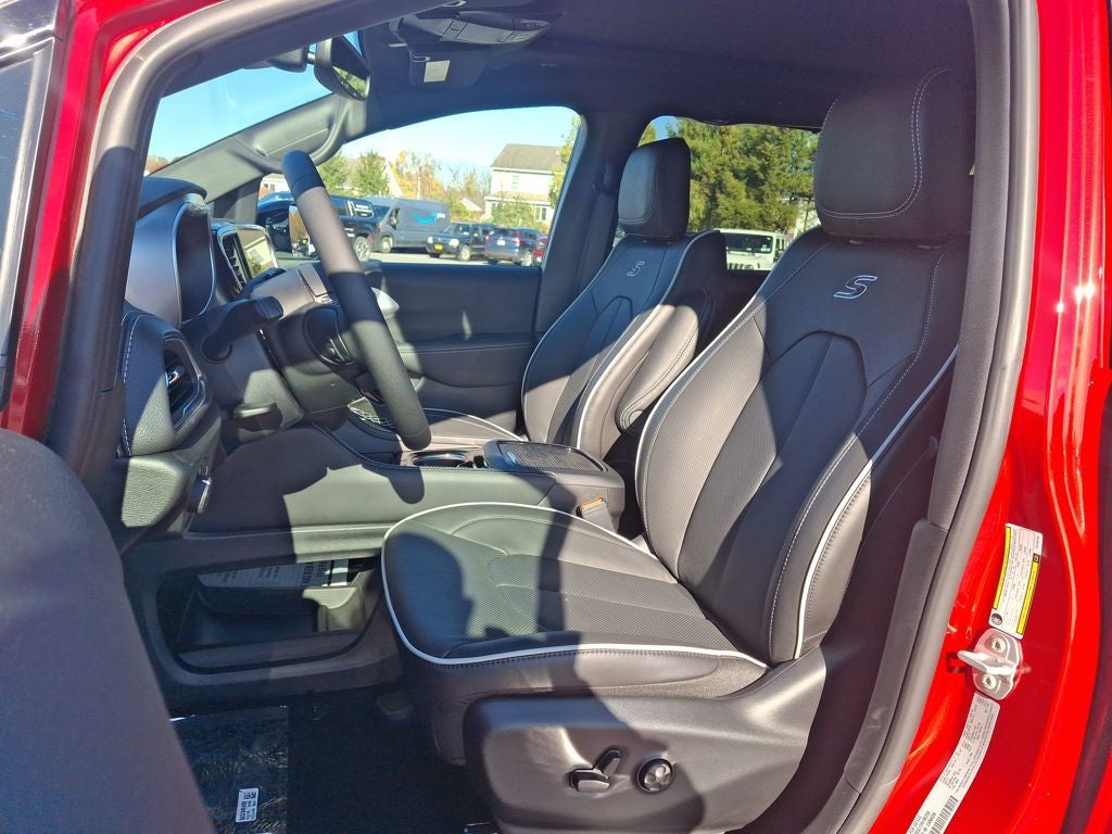 2026 Chrysler Pacifica PACIFICA LIMITED AWD