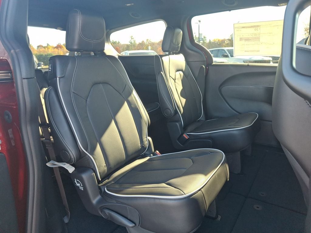 2026 Chrysler Pacifica PACIFICA LIMITED AWD