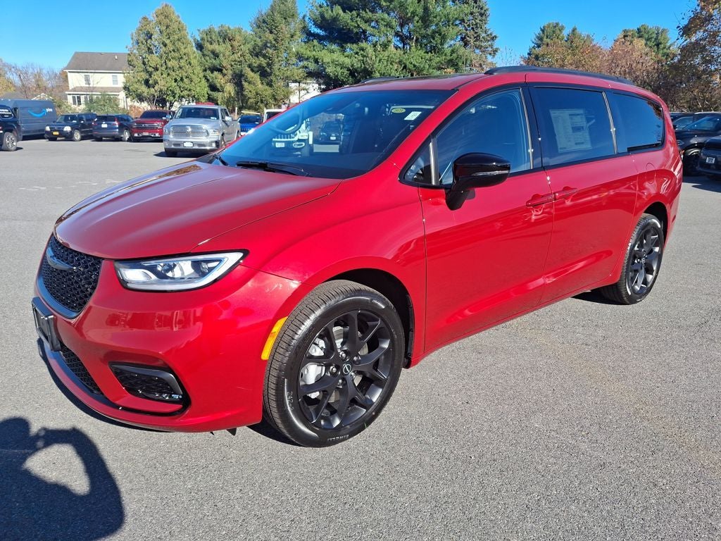 2026 Chrysler Pacifica PACIFICA LIMITED AWD