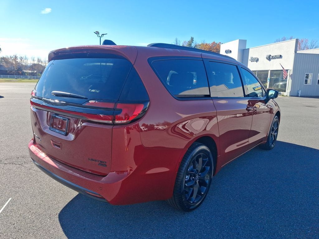 2026 Chrysler Pacifica PACIFICA LIMITED AWD