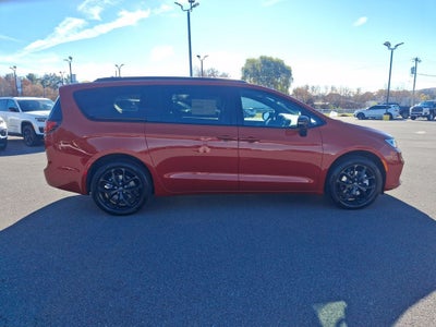 2026 Chrysler Pacifica PACIFICA LIMITED AWD