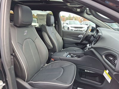 2026 Chrysler Pacifica PACIFICA LIMITED AWD