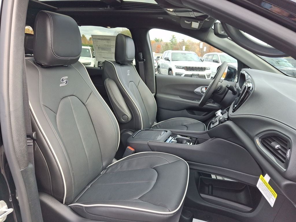 2026 Chrysler Pacifica PACIFICA LIMITED AWD