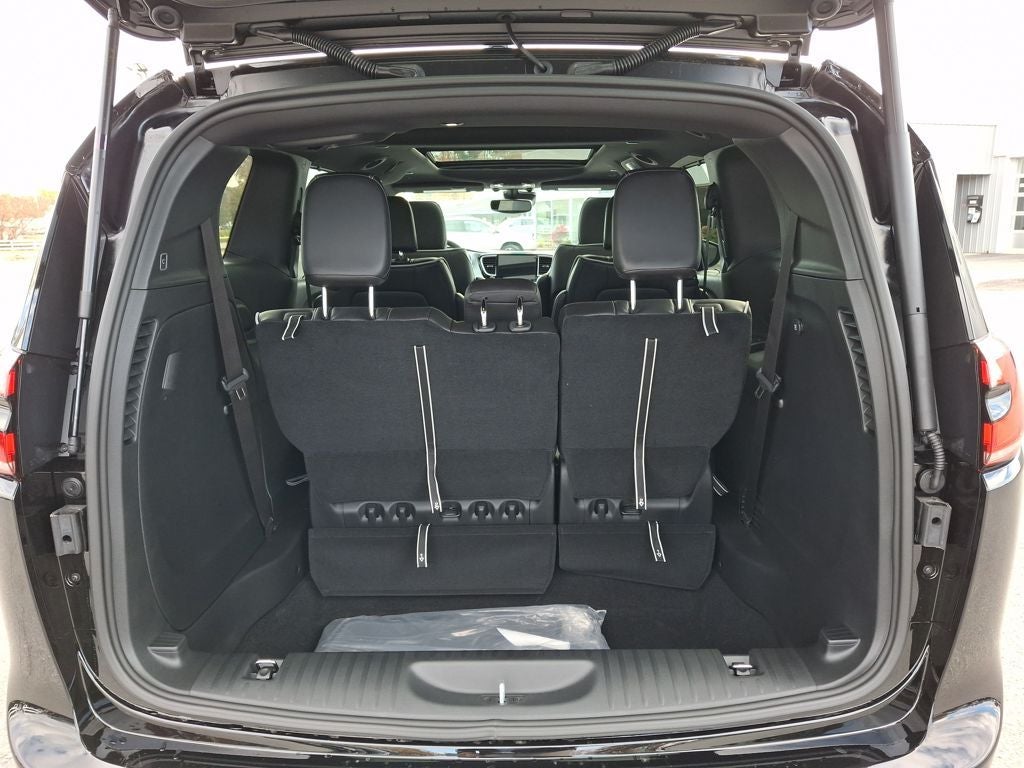 2026 Chrysler Pacifica PACIFICA LIMITED AWD