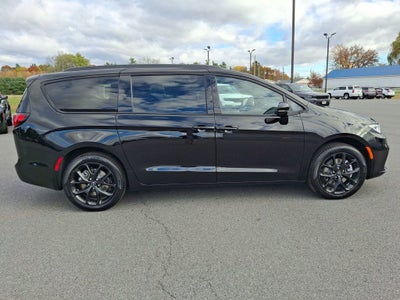 2026 Chrysler Pacifica PACIFICA LIMITED AWD