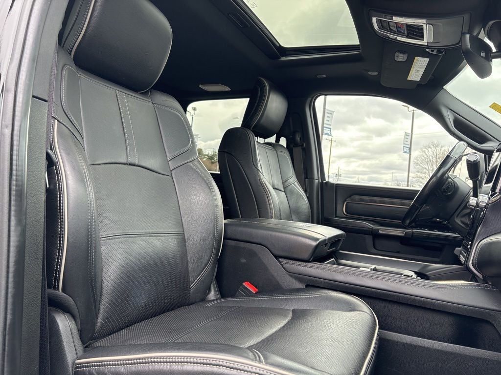 2020 RAM 3500 Limited Mega Cab 4x4 6'4' Box