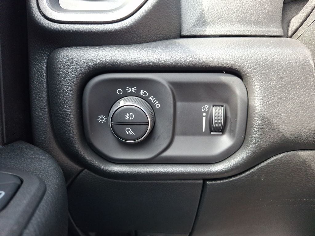 2025 RAM Ram 2500 RAM 2500 TRADESMAN CREW CAB 4X4 8' BOX