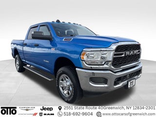 2022 RAM 2500 Tradesman Crew Cab 4x4 6'4' Box