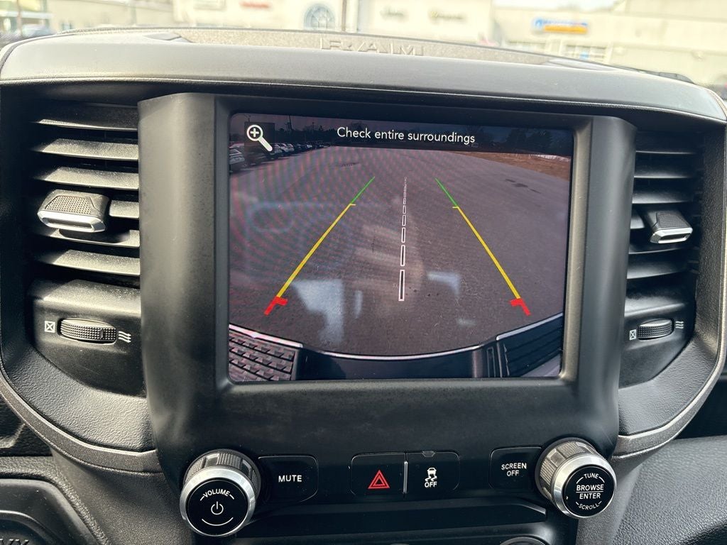 2021 RAM 2500 Tradesman Crew Cab 4x4 6'4' Box