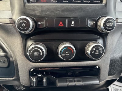 2021 RAM 2500 Tradesman Crew Cab 4x4 6'4' Box