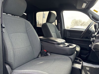 2021 RAM 2500 Tradesman Crew Cab 4x4 6'4' Box