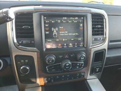 2018 RAM 2500 Laramie Crew Cab 4x4 6'4' Box