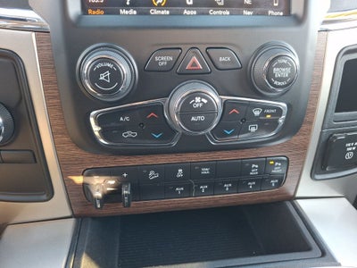 2018 RAM 2500 Laramie Crew Cab 4x4 6'4' Box