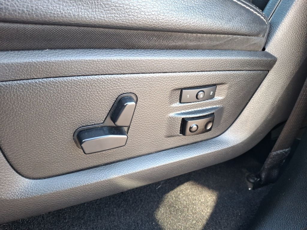 2018 RAM 2500 Laramie Crew Cab 4x4 6'4' Box