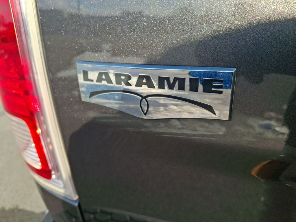 2018 RAM 2500 Laramie Crew Cab 4x4 6'4' Box