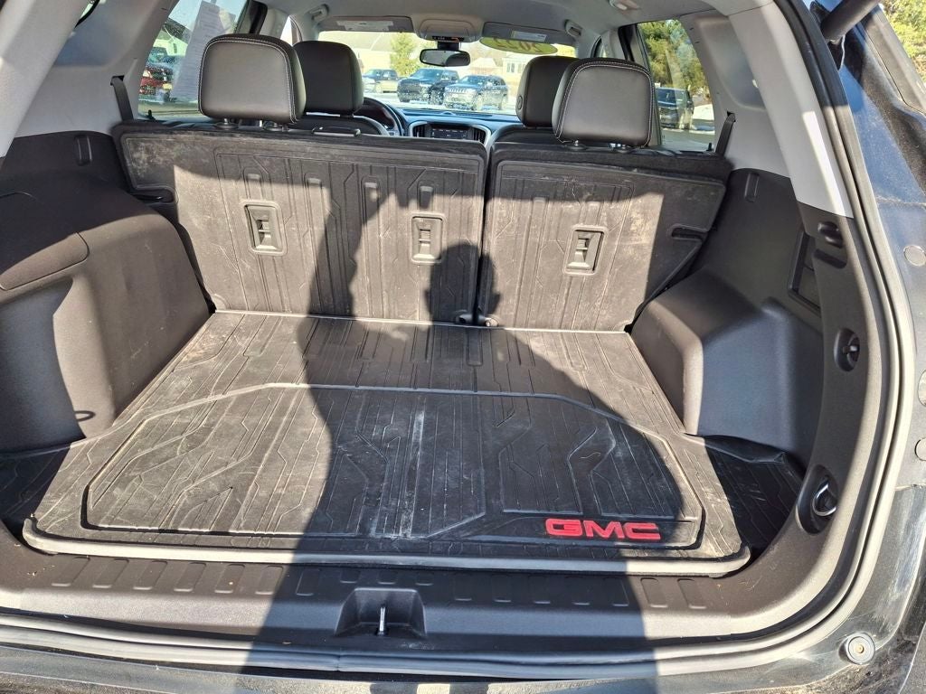 2022 GMC Terrain AWD SLT