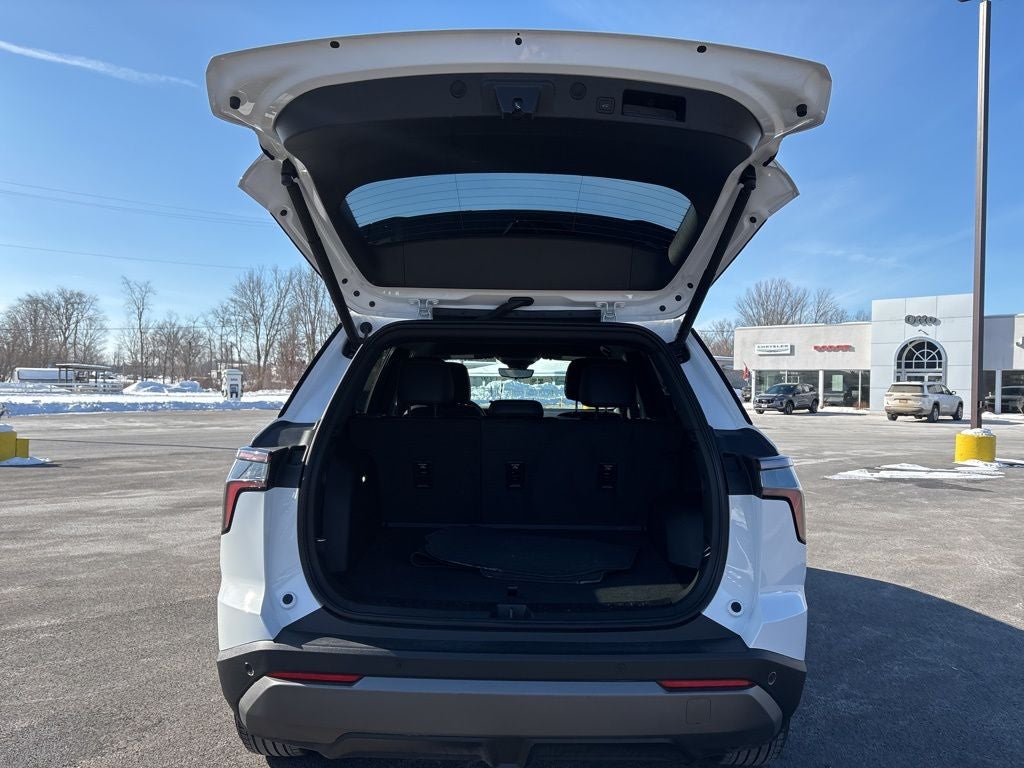 2025 Chevrolet Equinox AWD LT