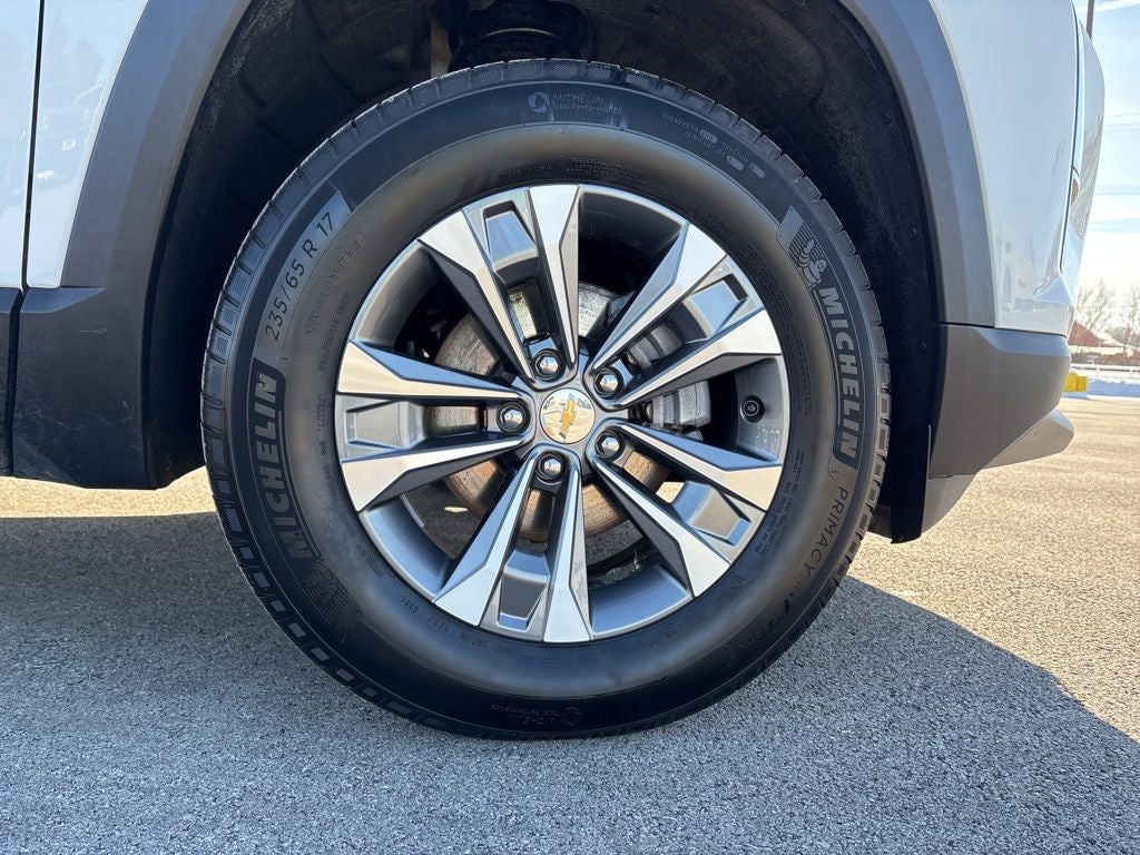 2025 Chevrolet Equinox AWD LT