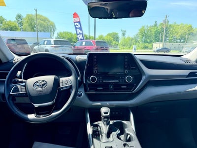 2021 Toyota Highlander XLE