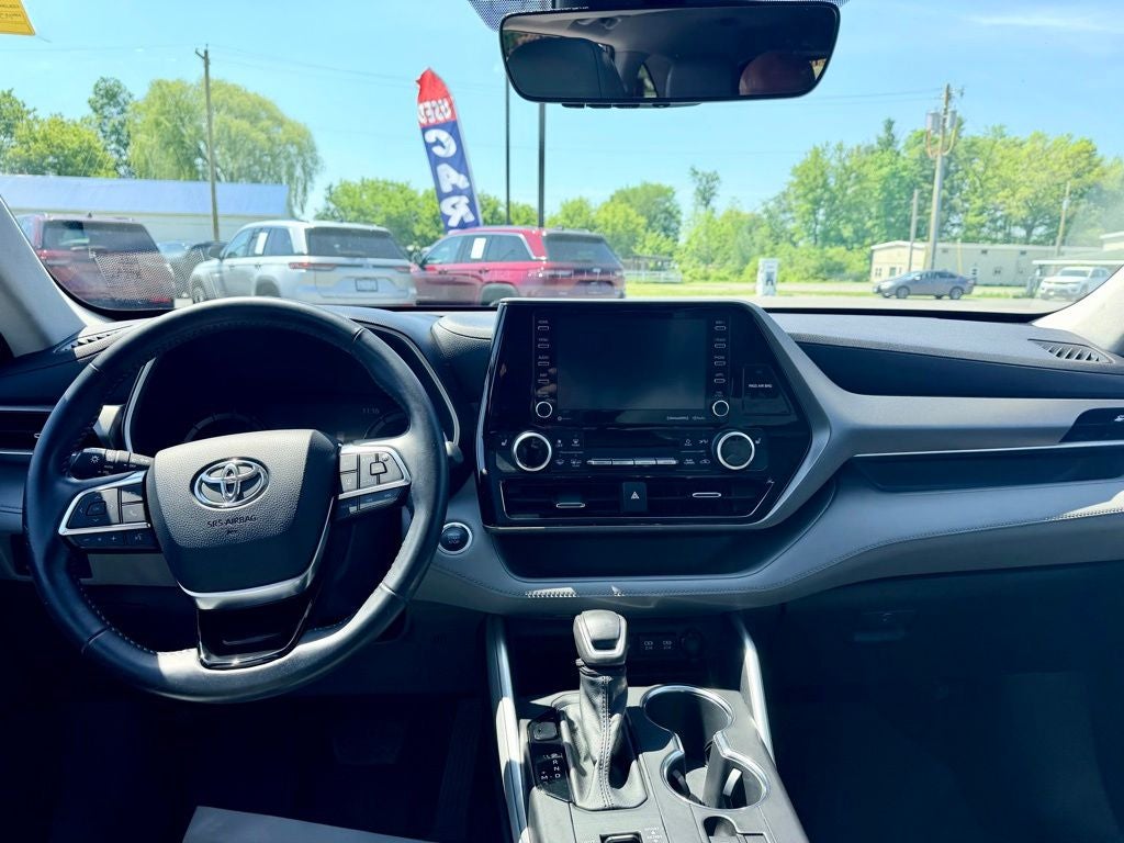 2021 Toyota Highlander XLE