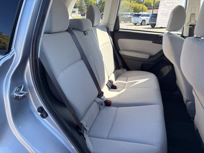 2016 Subaru Forester 2.5i ONE OWNER / 6 SPEED!
