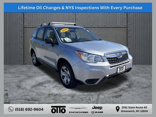 2016 Subaru Forester 2.5i ONE OWNER / 6 SPEED!