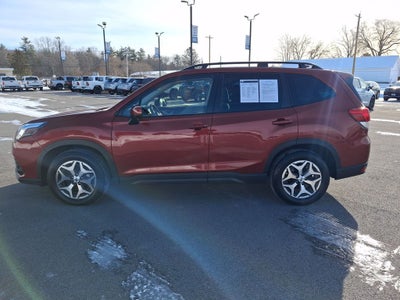 2023 Subaru Forester Premium