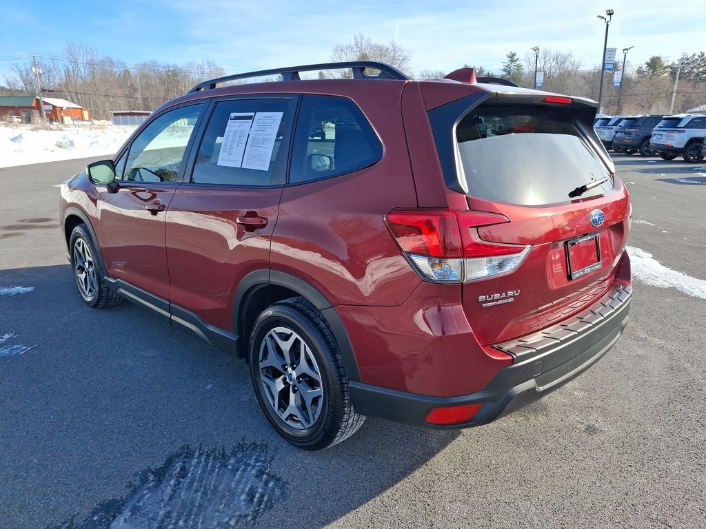 2023 Subaru Forester Premium