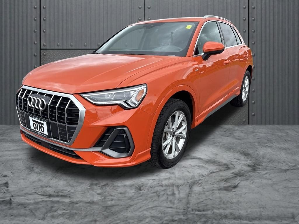 2025 Audi Q3 Premium 45 TFSI S line quattro Tiptronic